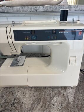 Retro Kenmore Free Arm 6 Stitch Sewing Machine Attachments 385.1168291 Works!